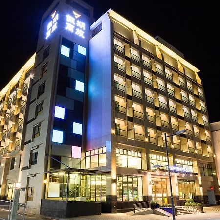 V-Hotel Taitung Екстериор снимка