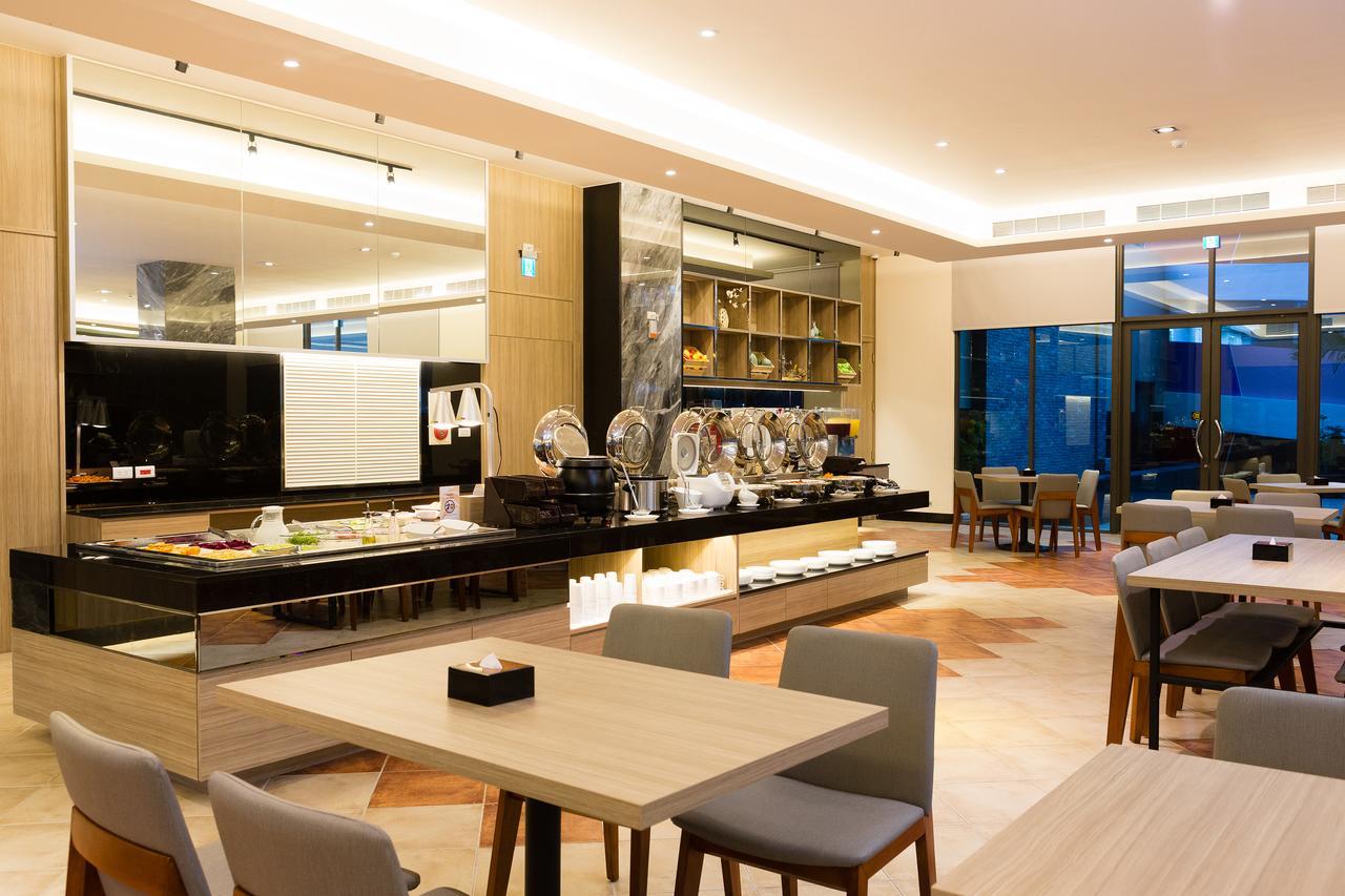 V-Hotel Taitung Екстериор снимка