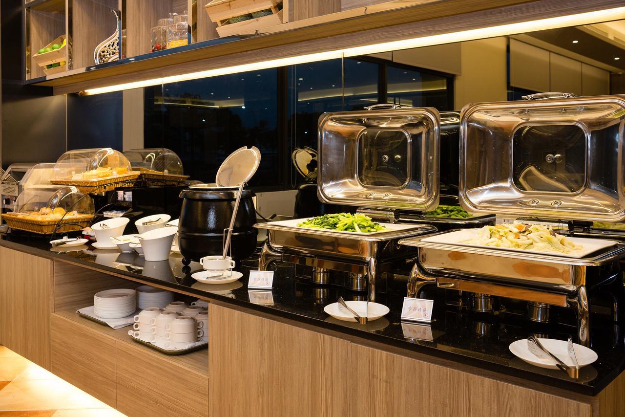 V-Hotel Taitung Екстериор снимка